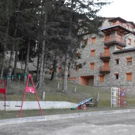 Apart Supermolina Apartment La Molina (Girona)